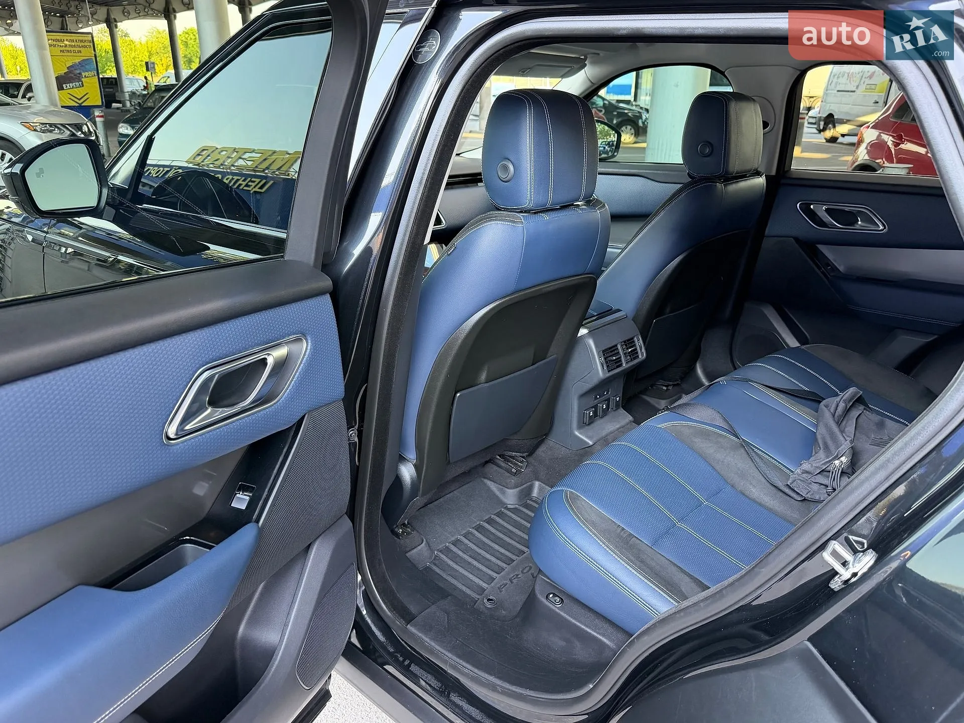 2017 Land Rover Range Rover Velar - мініатюра 35