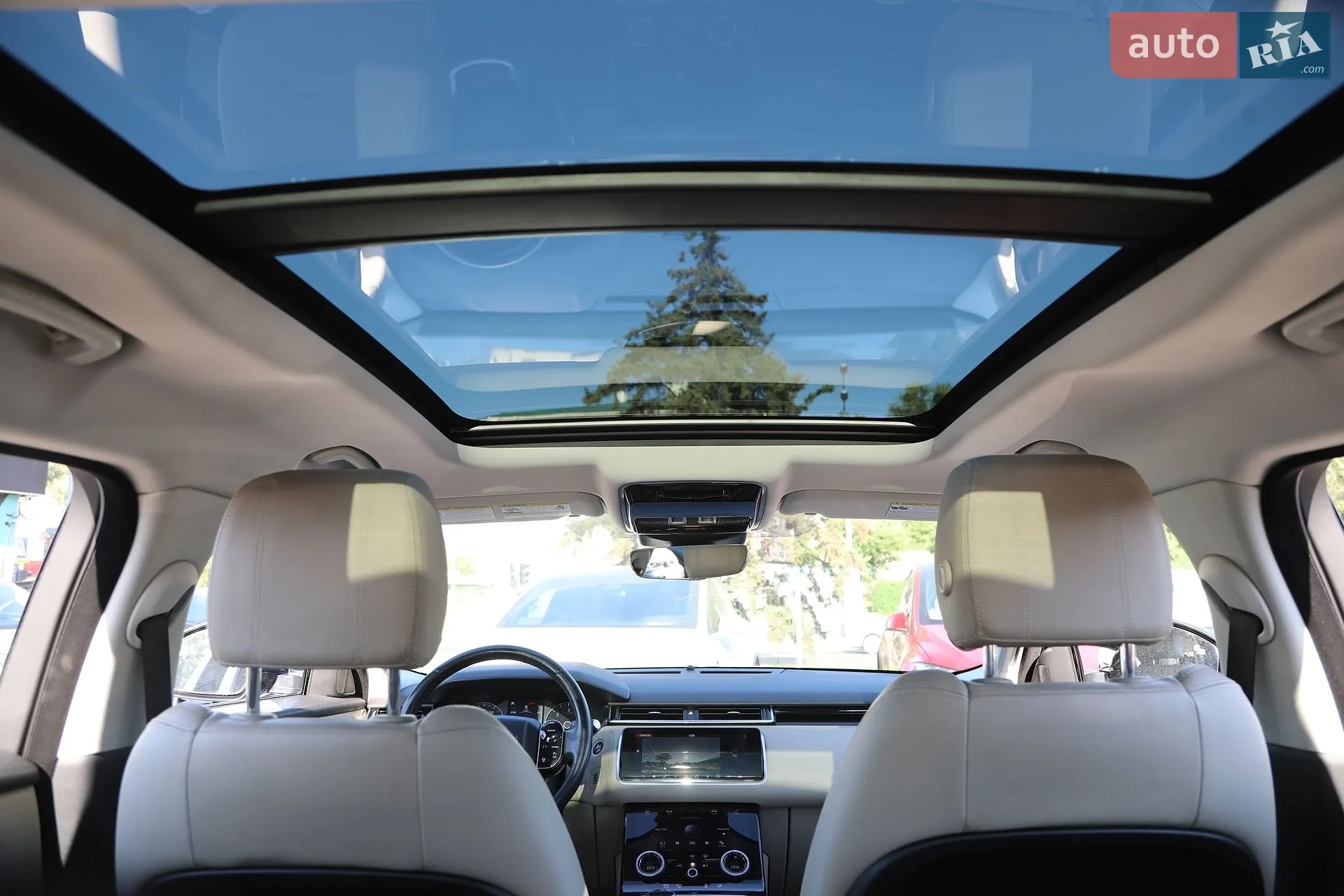 2018 Land Rover Range Rover Velar - мініатюра 33