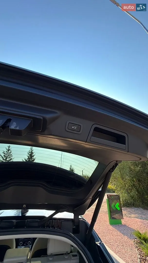 2019 Land Rover Range Rover Velar - мініатюра 42