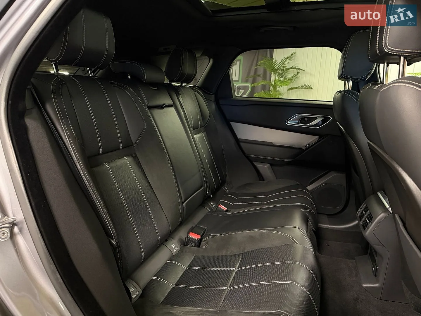2019 Land Rover Range Rover Velar - мініатюра 41
