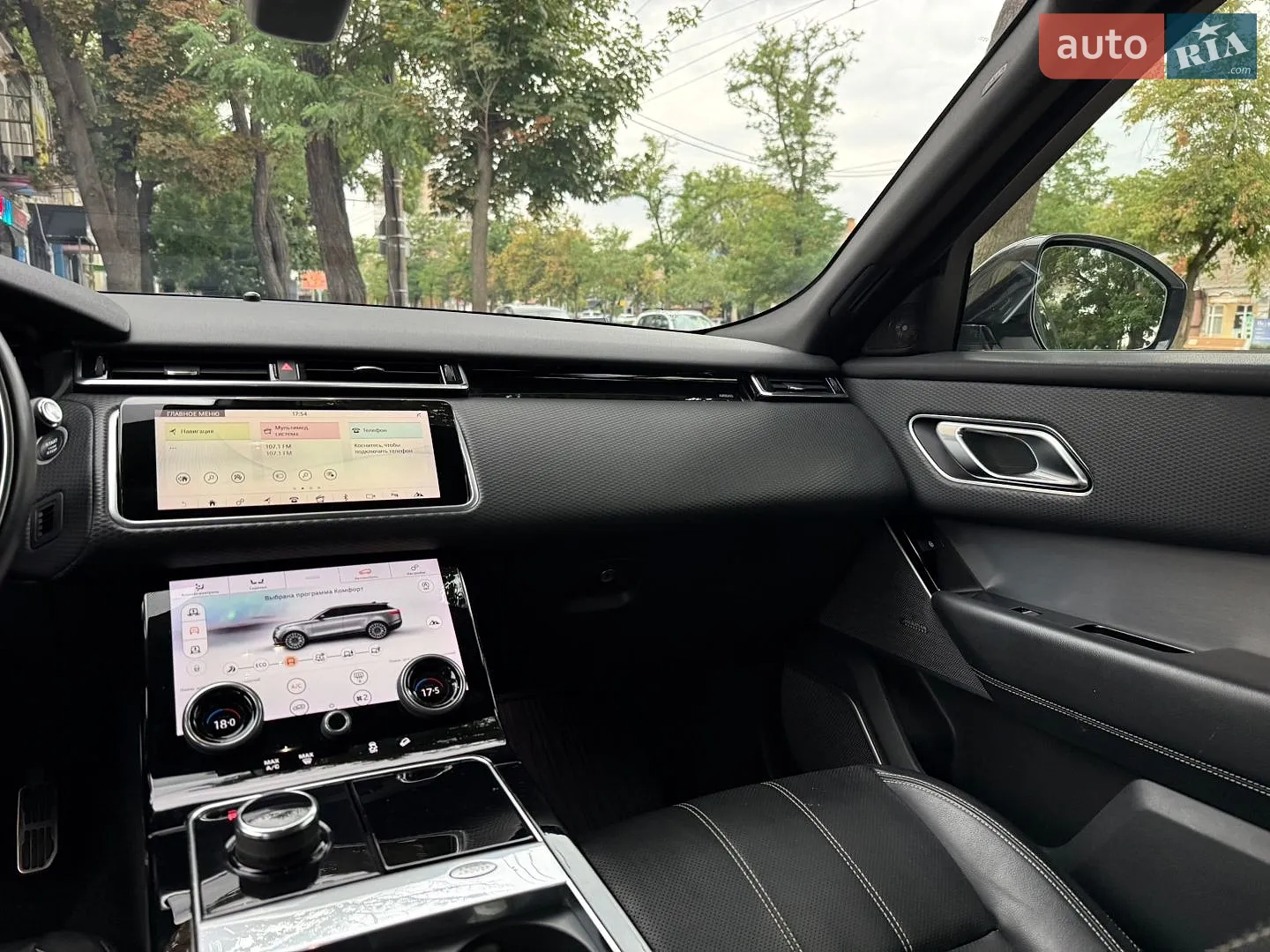 2018 Land Rover Range Rover Velar - мініатюра 32