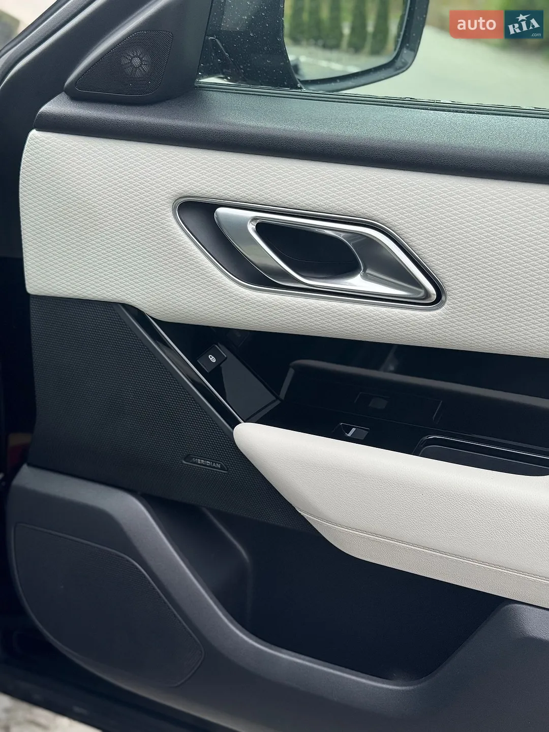 2018 Land Rover Range Rover Velar - мініатюра 10