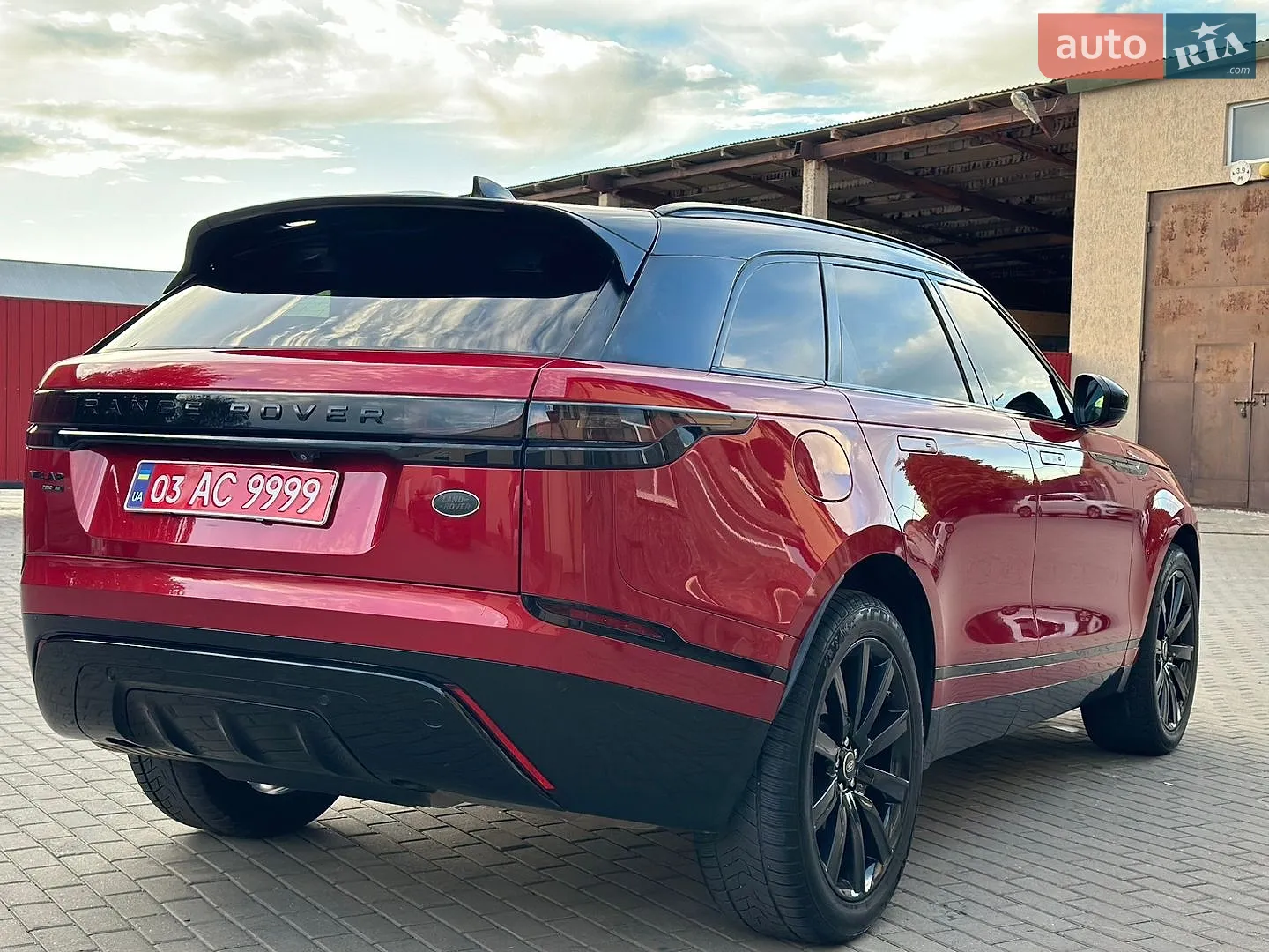 2017 Land Rover Range Rover Velar - мініатюра 28