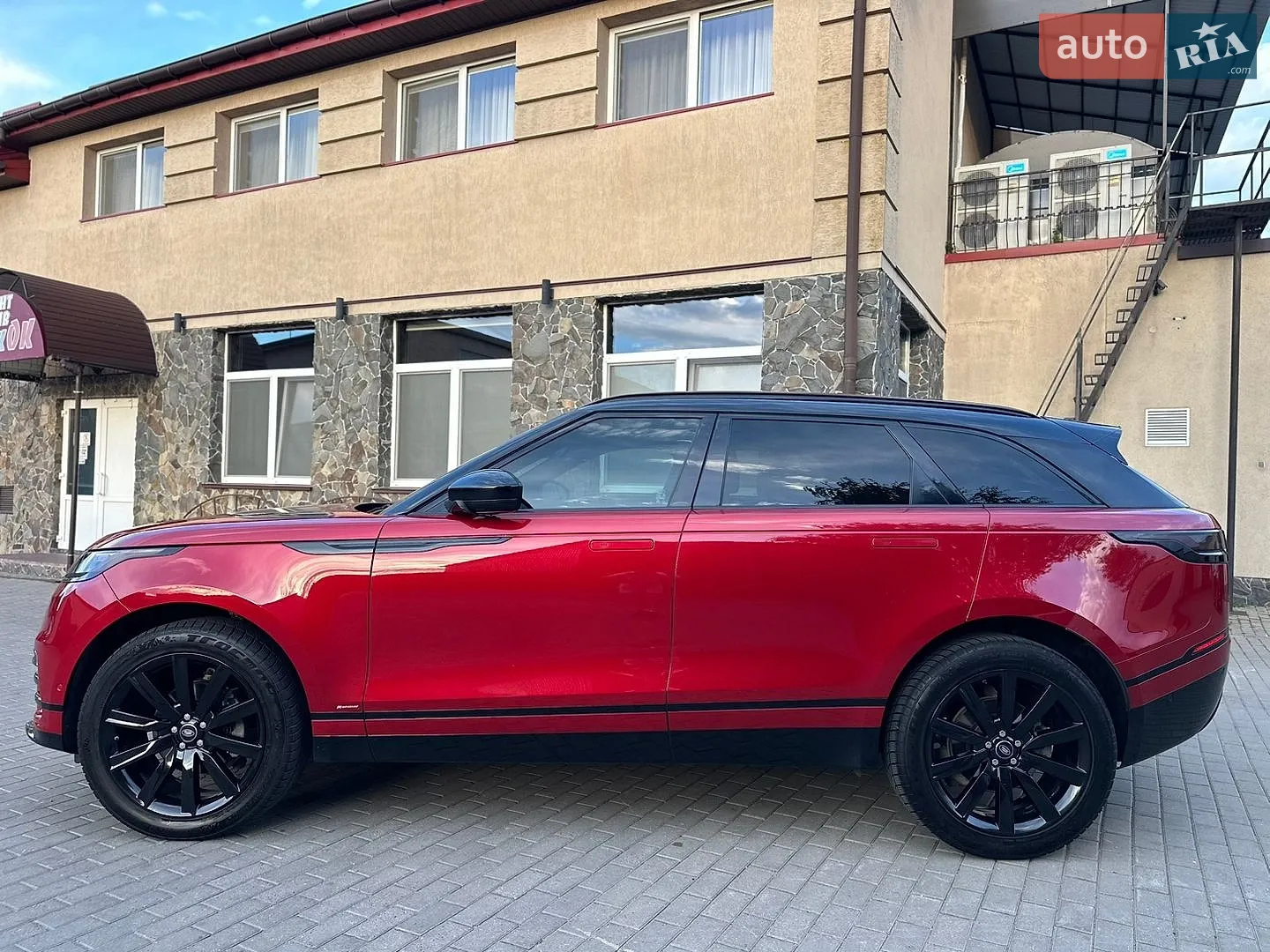 2017 Land Rover Range Rover Velar - мініатюра 41