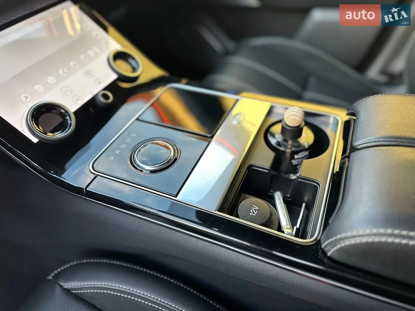 2017 Land Rover Range Rover Velar - мініатюра 72