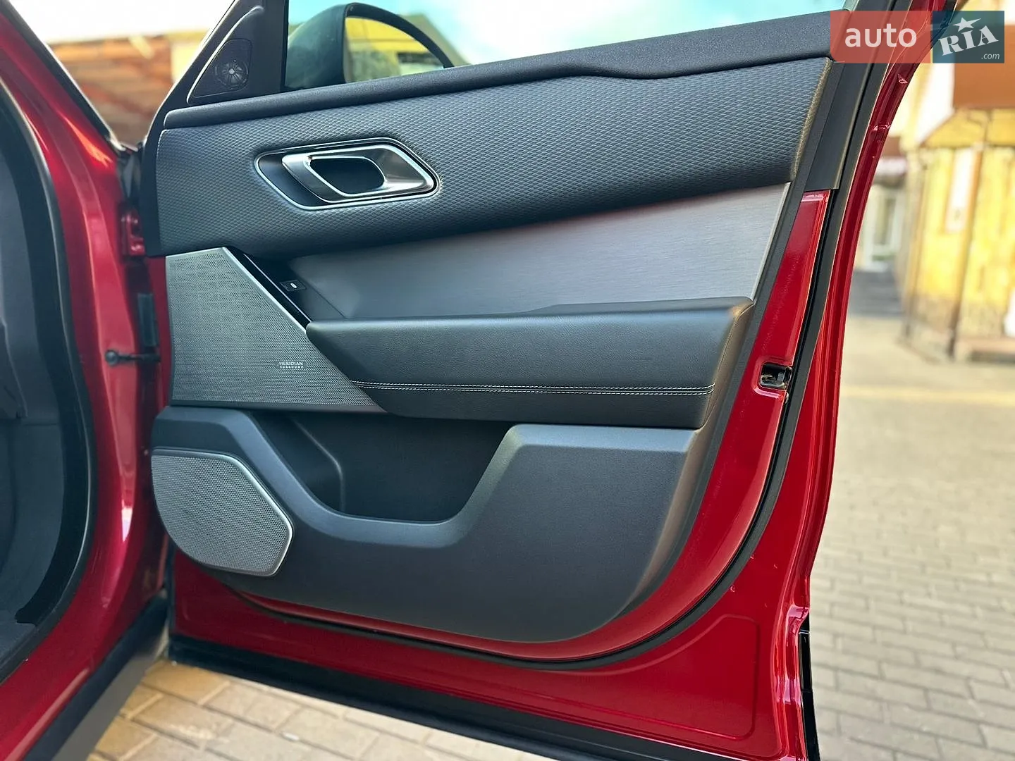 2017 Land Rover Range Rover Velar - мініатюра 102