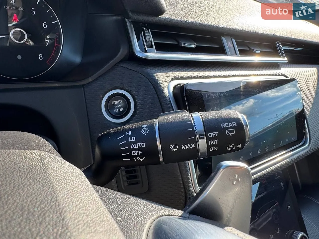 2020 Land Rover Range Rover Velar - мініатюра 16
