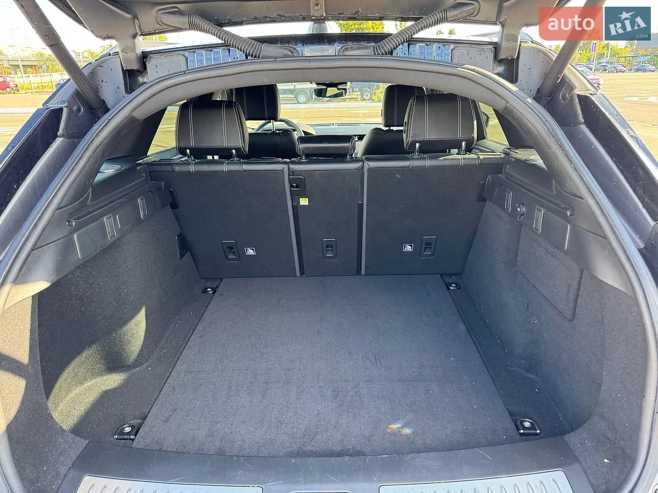 2020 Land Rover Range Rover Velar - мініатюра 39