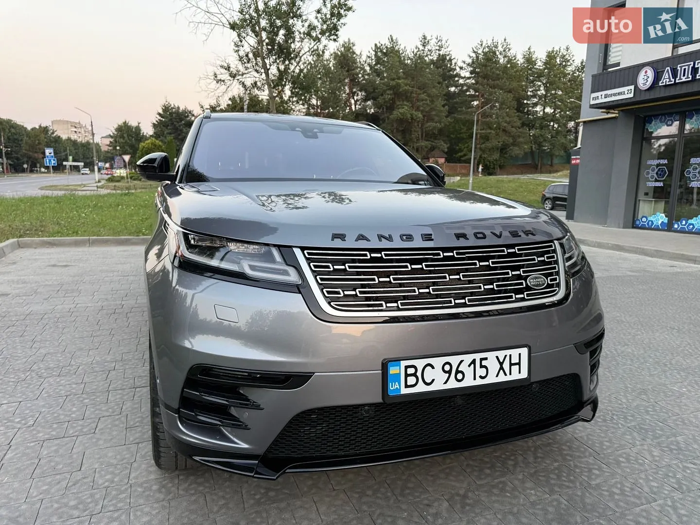 2019 Land Rover Range Rover Velar - мініатюра 40
