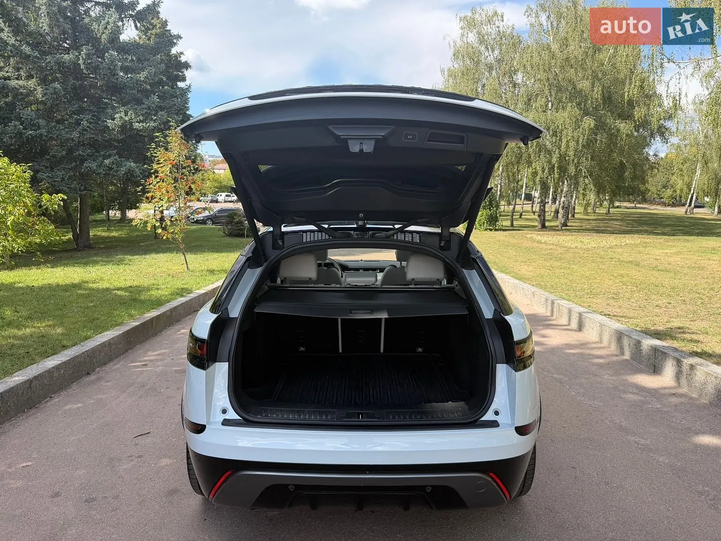 2018 Land Rover Range Rover Velar - мініатюра 10