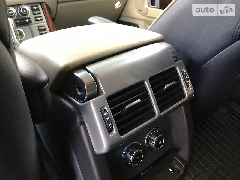 Внедорожник / Кроссовер Land Rover Range Rover 2008 в Ровно