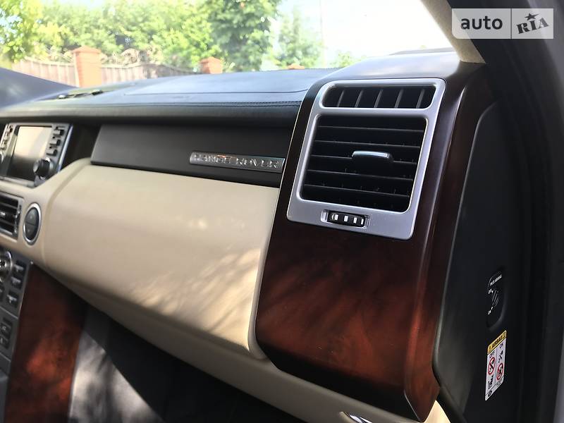 Внедорожник / Кроссовер Land Rover Range Rover 2008 в Ровно