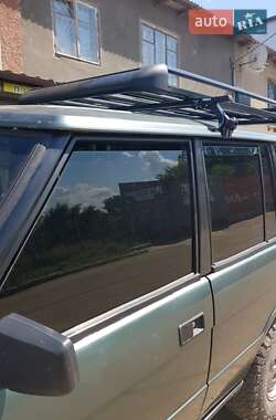 Внедорожник / Кроссовер Land Rover Range Rover 1988 в 