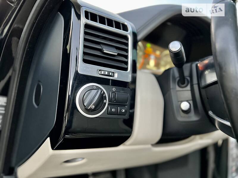 Внедорожник / Кроссовер Land Rover Range Rover 2010 в Киеве