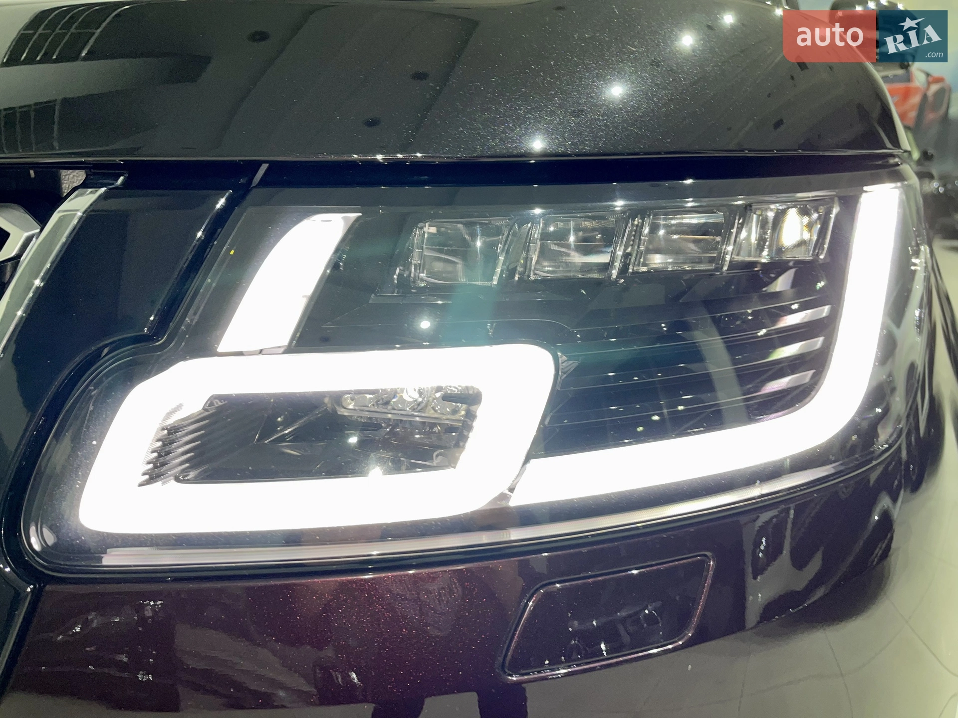 2020 Land Rover Range Rover - мініатюра 12
