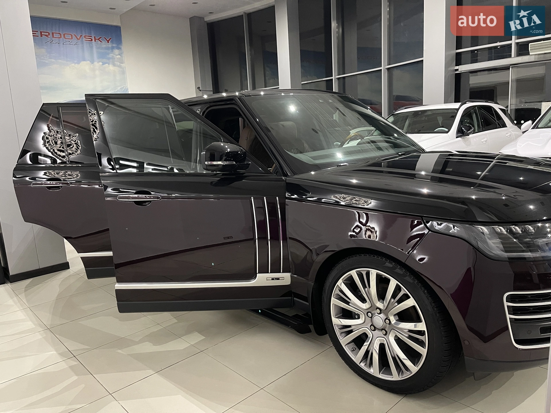 2020 Land Rover Range Rover - мініатюра 51
