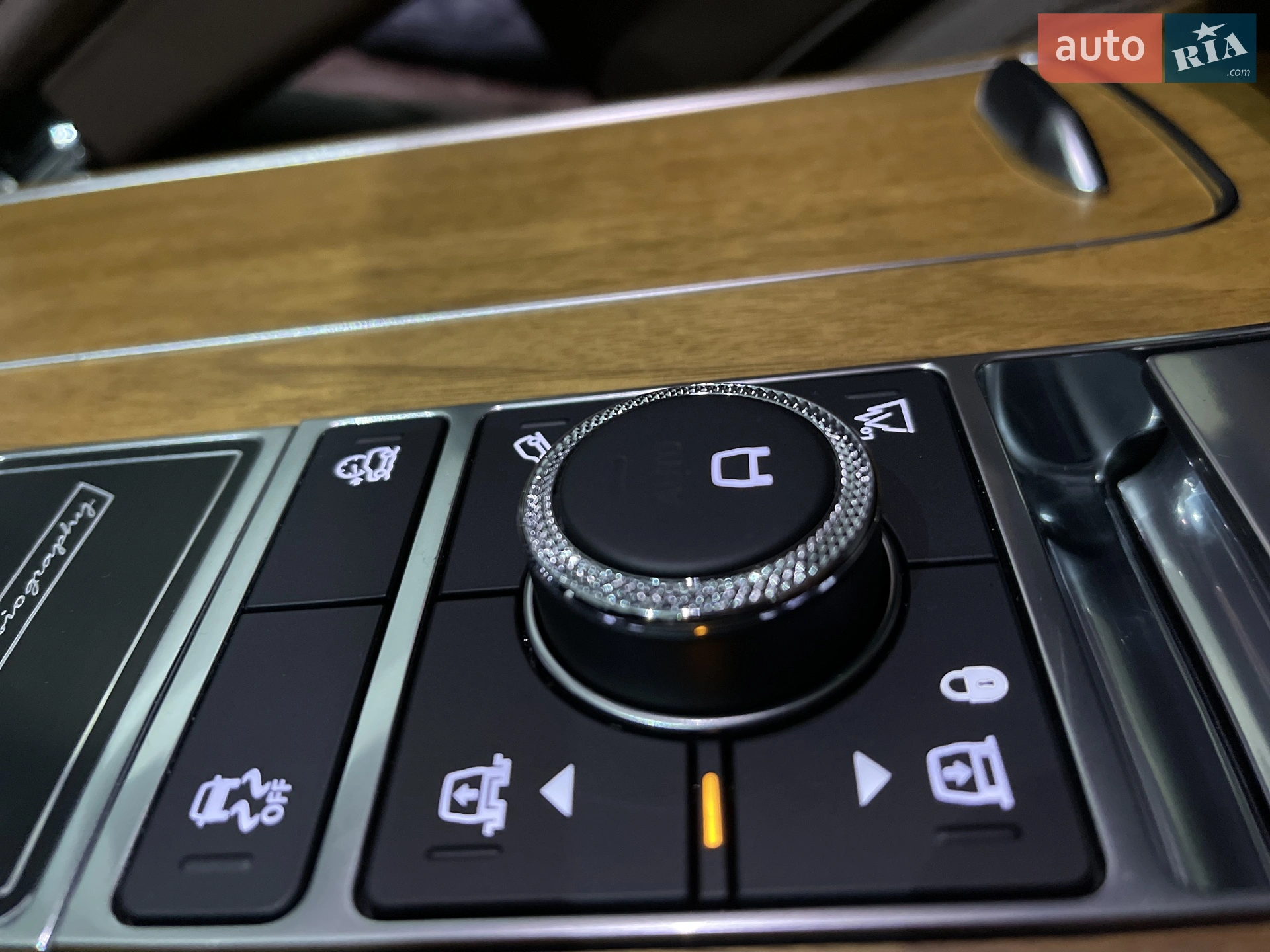 2020 Land Rover Range Rover - мініатюра 105