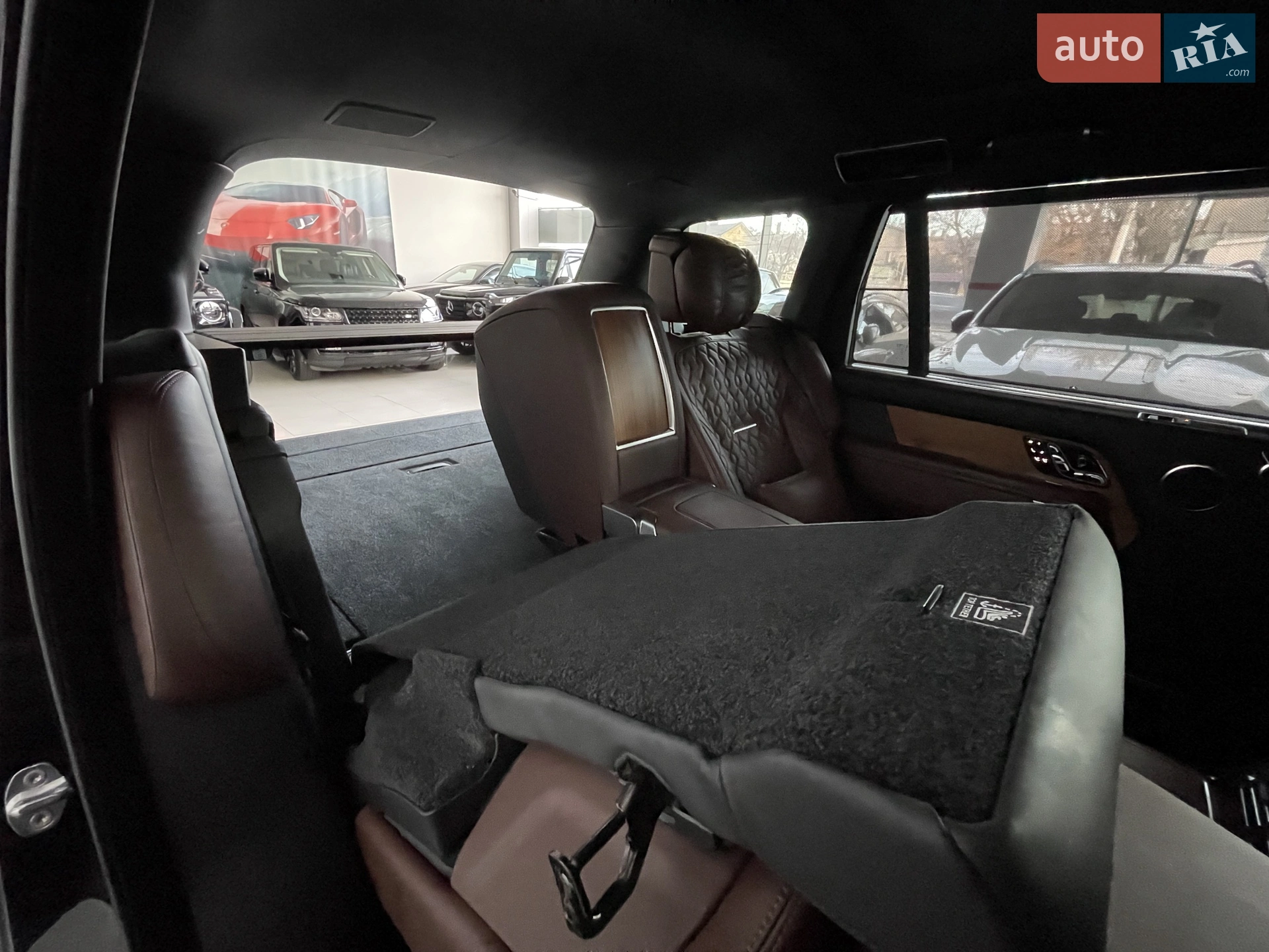 2020 Land Rover Range Rover - мініатюра 189