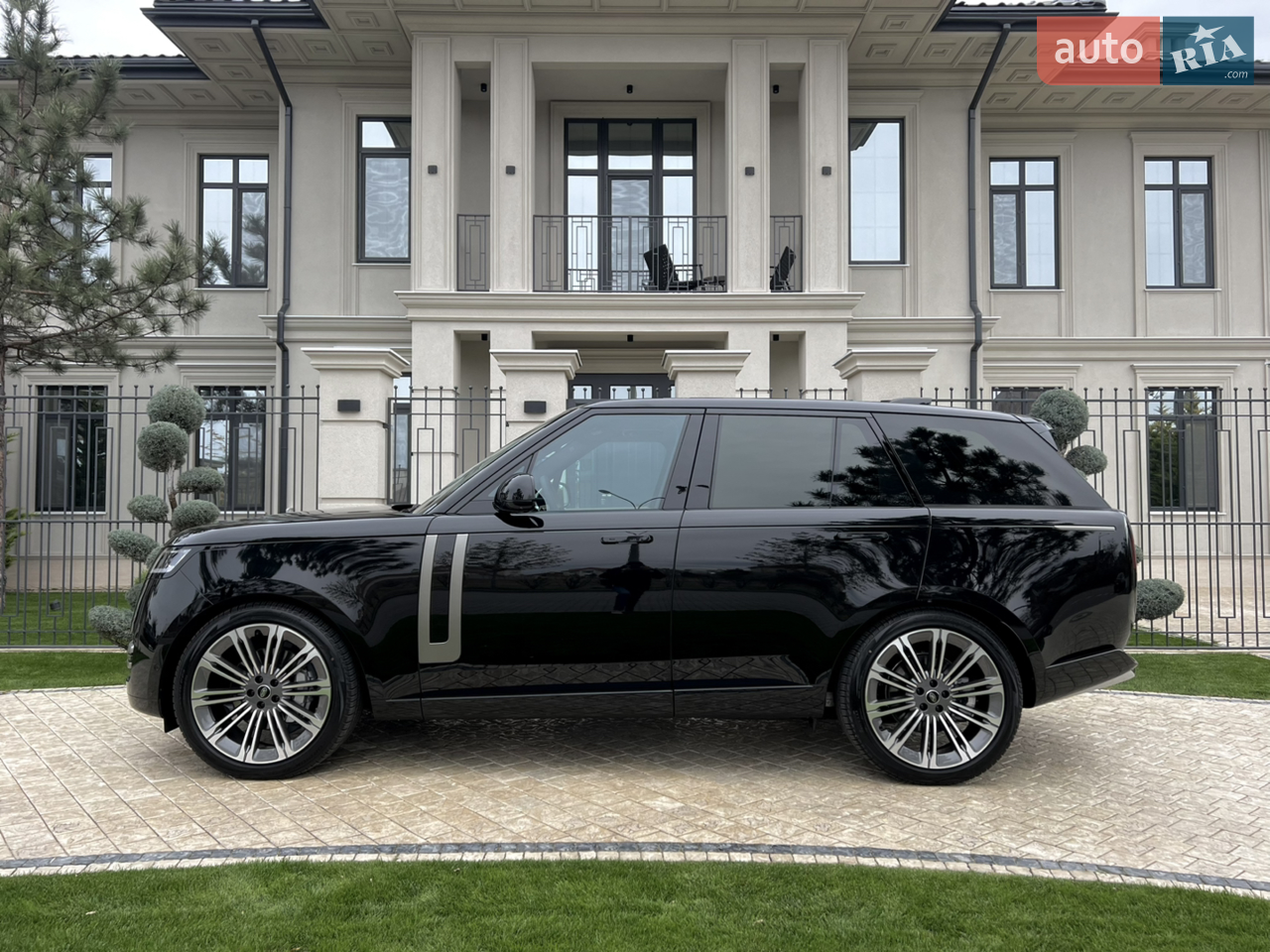 2024 Rolls-Royce Spectre - мініатюра 25