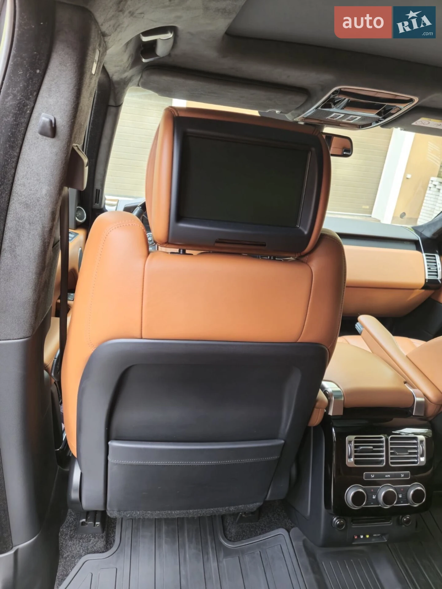 2016 Land Rover Range Rover - мініатюра 26