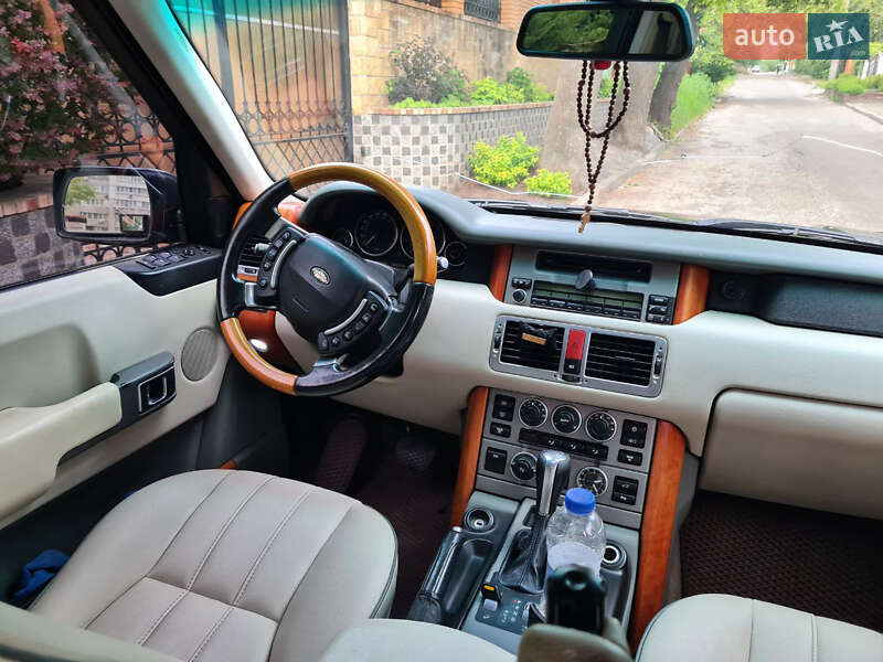 Внедорожник / Кроссовер Land Rover Range Rover 2002 в Киеве
