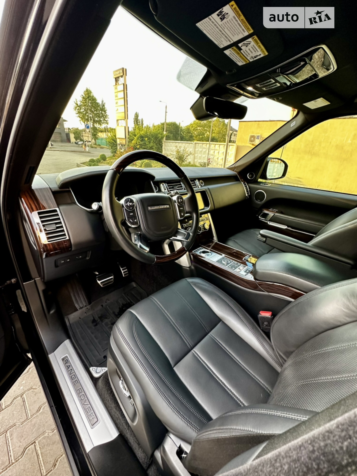 2016 Land Rover Range Rover - мініатюра 17