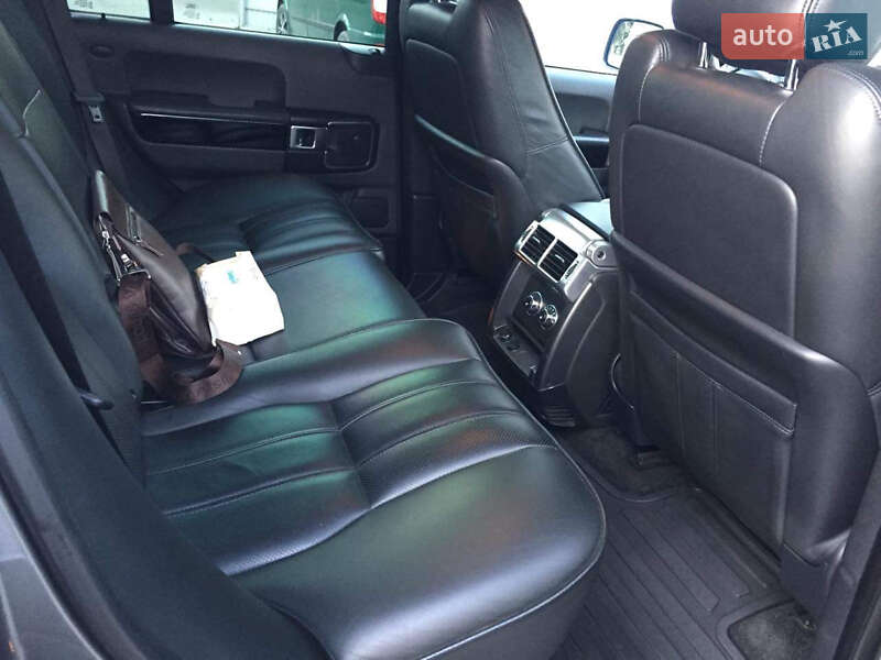 Позашляховик / Кросовер Land Rover Range Rover 2010 в Чернівцях