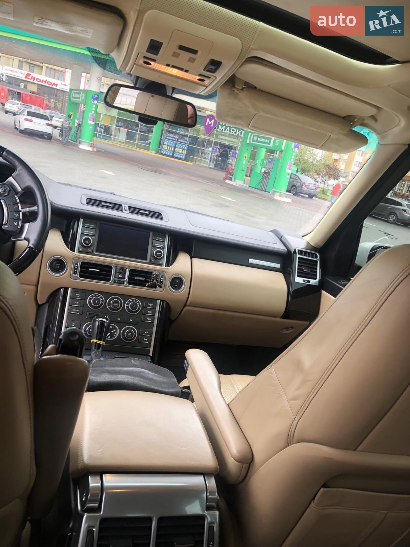 2012 Land Rover Range Rover - мініатюра 24