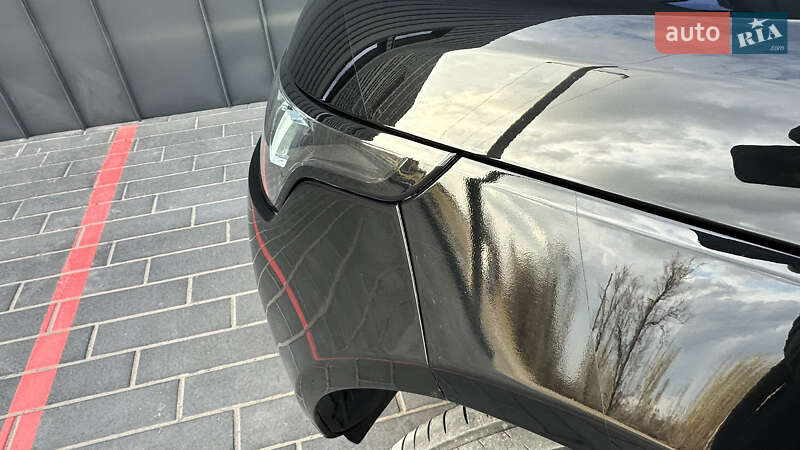 Внедорожник / Кроссовер Land Rover Range Rover 2015 в Киеве