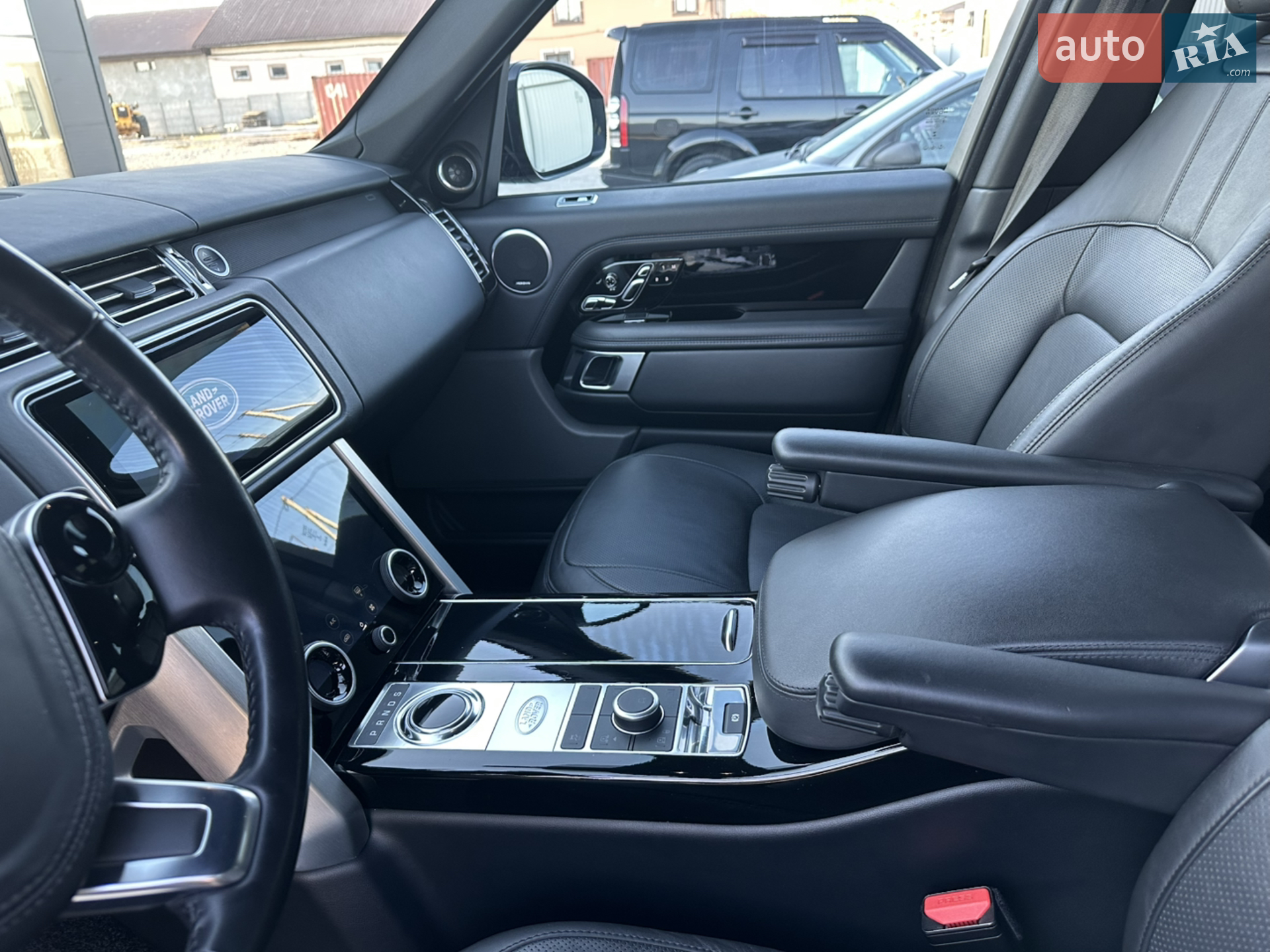 2018 Land Rover Range Rover - мініатюра 31
