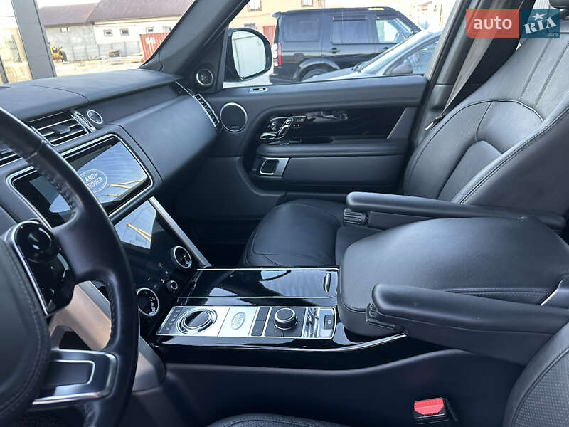 Позашляховик / Кросовер Land Rover Range Rover 2018 в Чернівцях