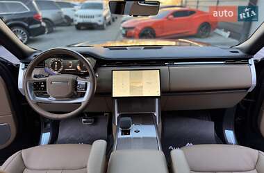 Позашляховик / Кросовер Land Rover Range Rover 2024 в 