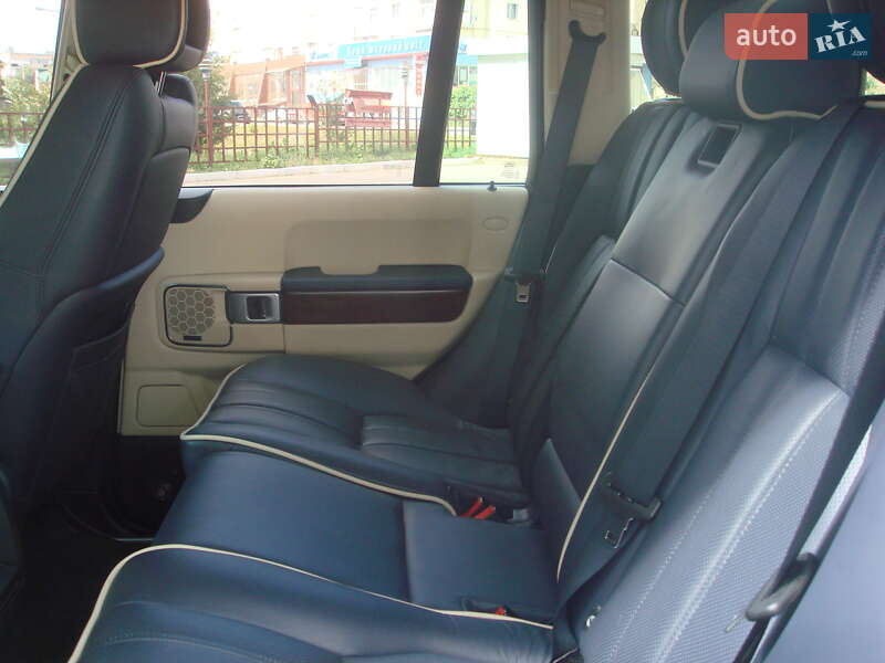 Позашляховик / Кросовер Land Rover Range Rover 2008 в Чернівцях