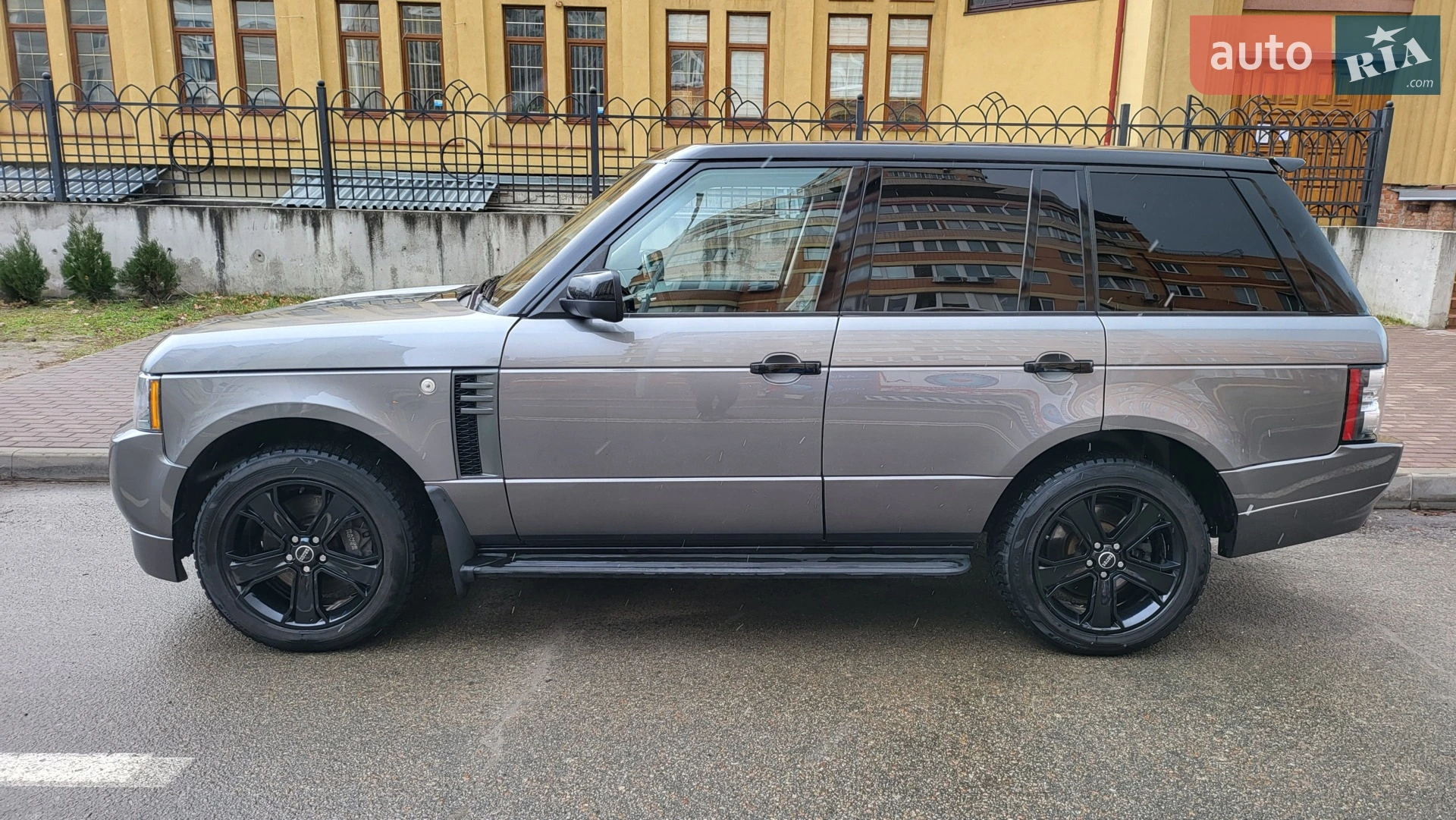 2011 Land Rover Range Rover - мініатюра 4