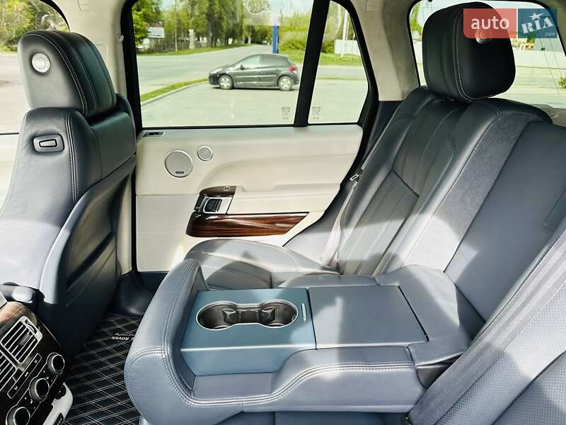 Внедорожник / Кроссовер Land Rover Range Rover 2015 в Тернополе