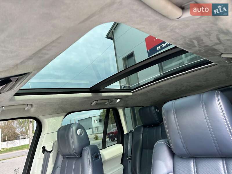 Внедорожник / Кроссовер Land Rover Range Rover 2015 в Тернополе