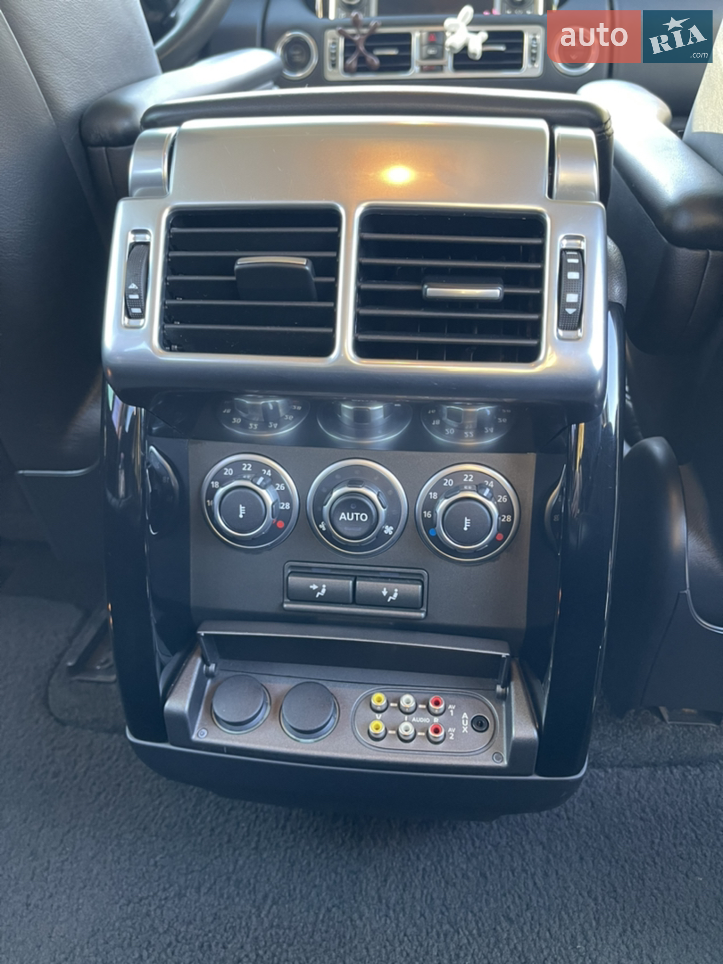 2012 Land Rover Range Rover - мініатюра 9