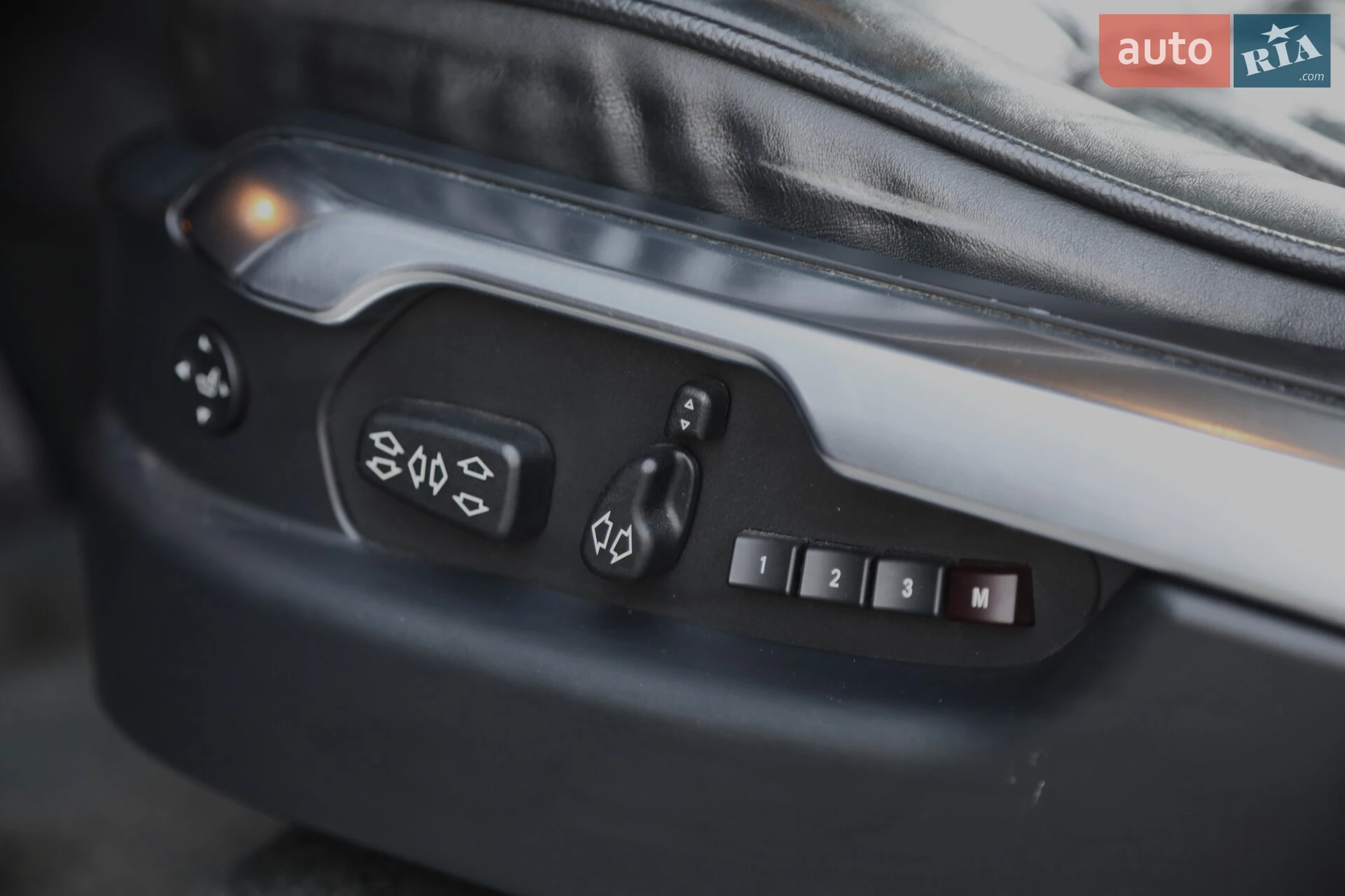 2012 Land Rover Range Rover - мініатюра 22