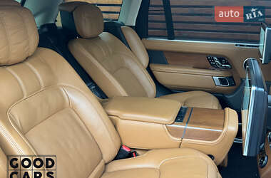 Внедорожник / Кроссовер Land Rover Range Rover 2018 в 