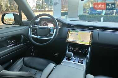 Внедорожник / Кроссовер Land Rover Range Rover 2023 в 