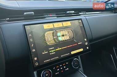 Внедорожник / Кроссовер Land Rover Range Rover 2023 в 