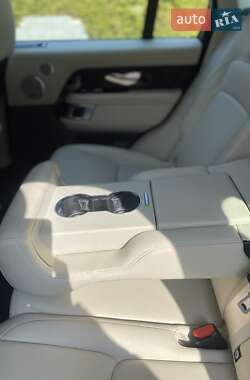 Внедорожник / Кроссовер Land Rover Range Rover 2021 в 