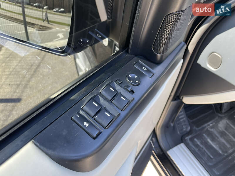 Внедорожник / Кроссовер Land Rover Range Rover 2011 в Виннице