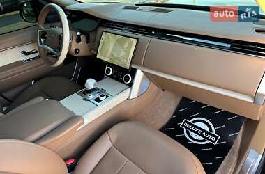Позашляховик / Кросовер Land Rover Range Rover 2023 в 