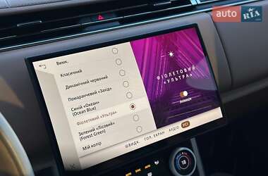 Позашляховик / Кросовер Land Rover Range Rover 2023 в 