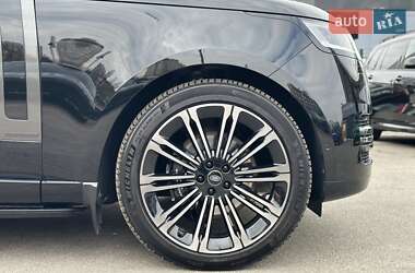 Внедорожник / Кроссовер Land Rover Range Rover 2023 в 
