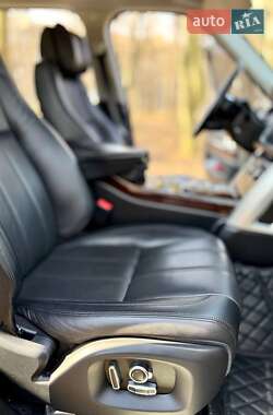 Внедорожник / Кроссовер Land Rover Range Rover 2017 в 