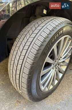 Позашляховик / Кросовер Land Rover Range Rover 2011 в 