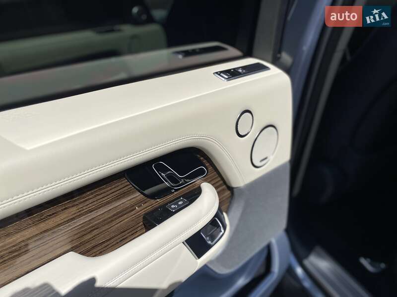 Позашляховик / Кросовер Land Rover Range Rover 2018 в Одесі