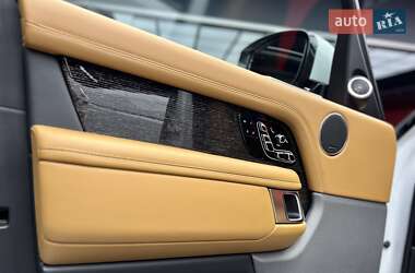 Внедорожник / Кроссовер Land Rover Range Rover 2018 в 